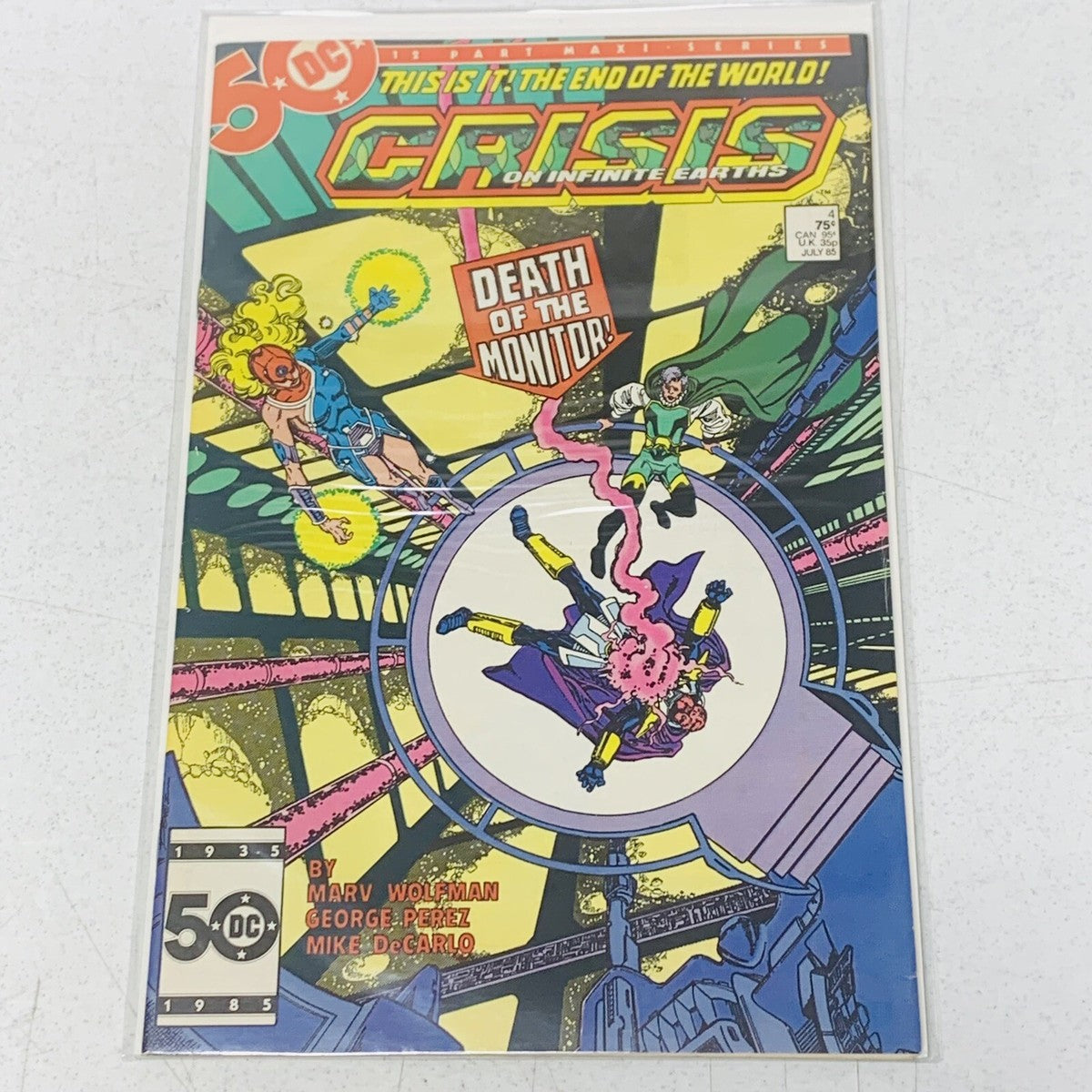 Crisis On Infinite Earths #4 Newsstand Edition cover